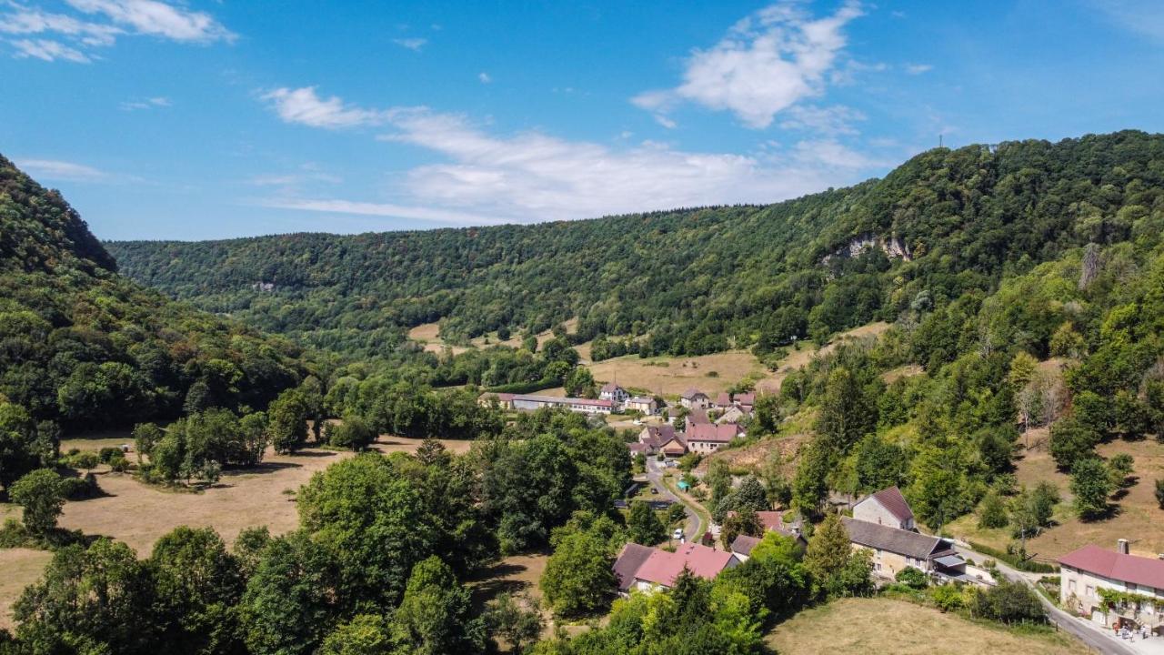Gite Des Reculees Ladoye-sur-Seille Kültér fotó
